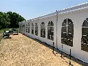 Modulaire kadertent 10 m breed met wit pvc-zeil en stevig aluminium frame