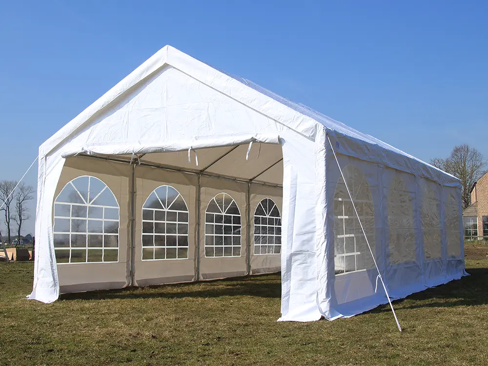 Partytent 4x10 meter met deuropeningen en ramen